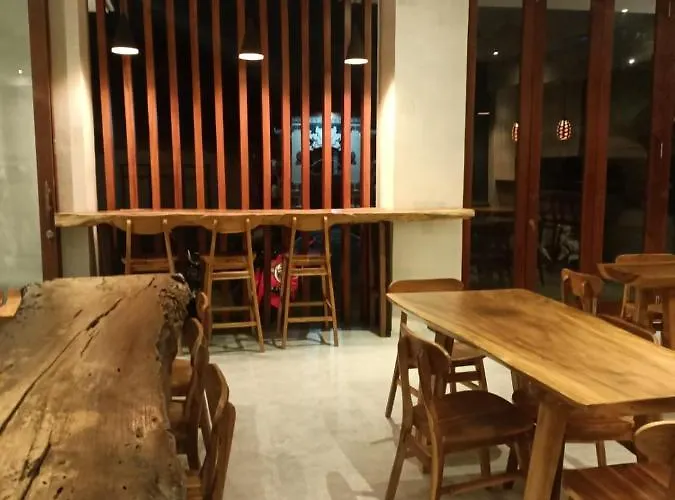 ホテル The Kd & Coffee Shop