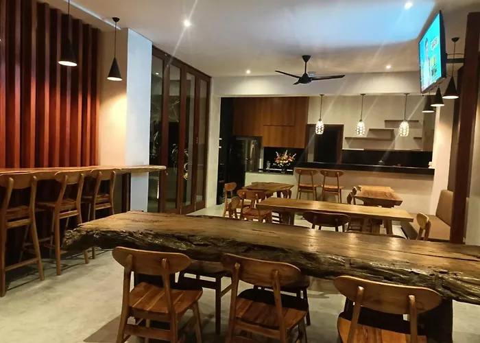 The Kd & Coffee Shop ホテル 3*