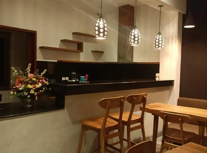 The Kd & Coffee Shop ホテル